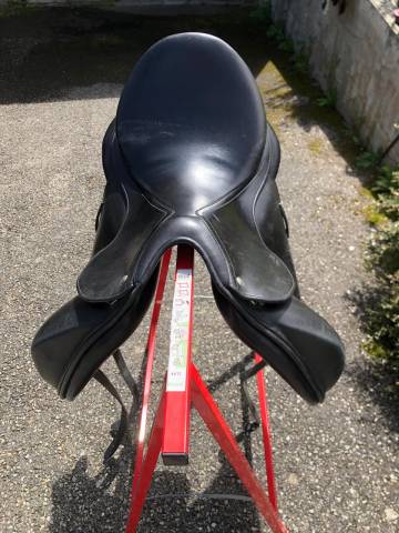 Vends selle de dressage Meyer 