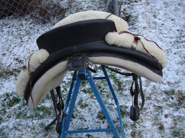 Titre : Selle Vaquera / Ib&eacute;rique Campo Flex Bentaiga &ndash; 