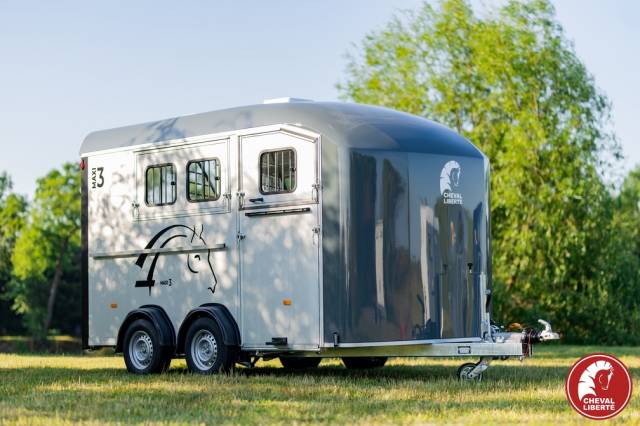 MAXI 3 VAN CHEVAL LIBERTE 3 PLACES - PROMOTION 