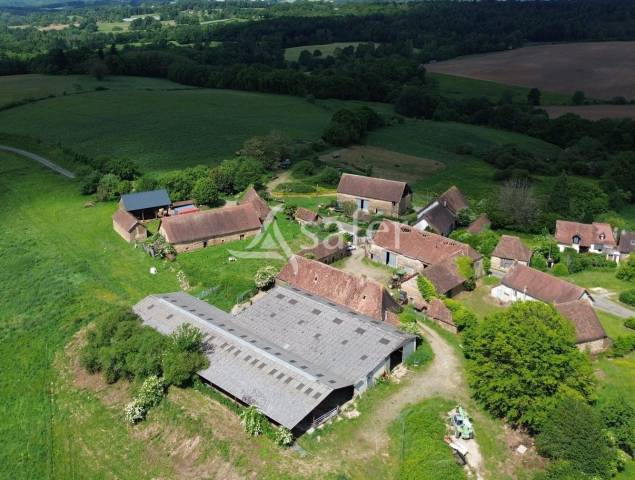 Exploitation d'élevage bio sur 46ha en Périgord vert