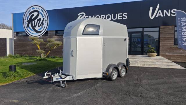 Van 2 chevaux Ifor Williams HBEco 506