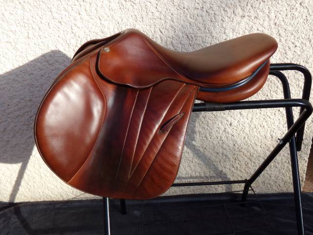 Selle Butet Doublée Veau 17'5