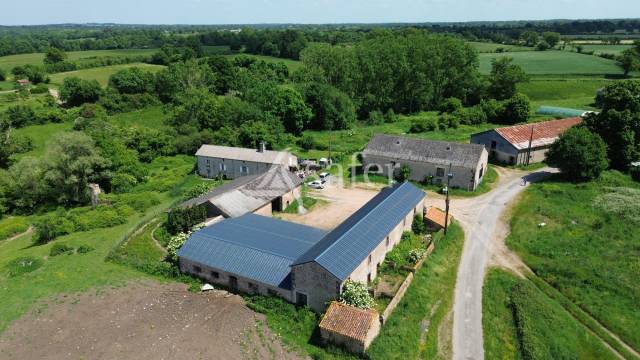 Exploitation sur 64 ha (SAU 48 ha)