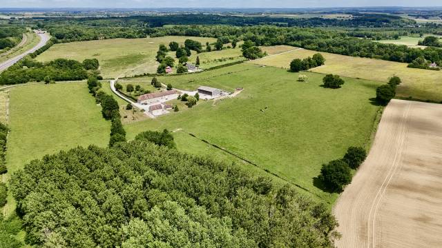 SOUS OFFRE - Propriété Rurale et Familiale à Sées 
