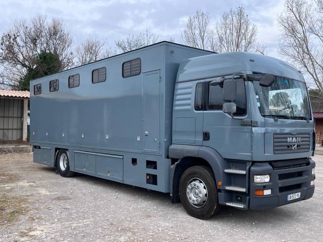MAN TGA 400CH DE 2007 12 CHEVAUX