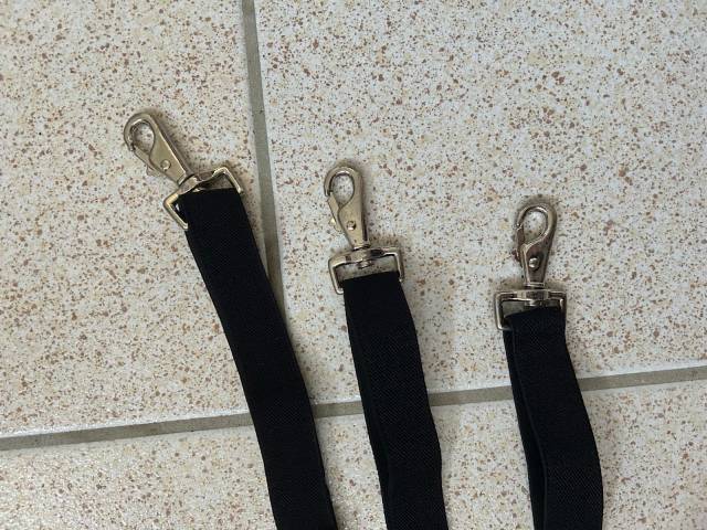 Sangles de cuisses élastiques pour couverture