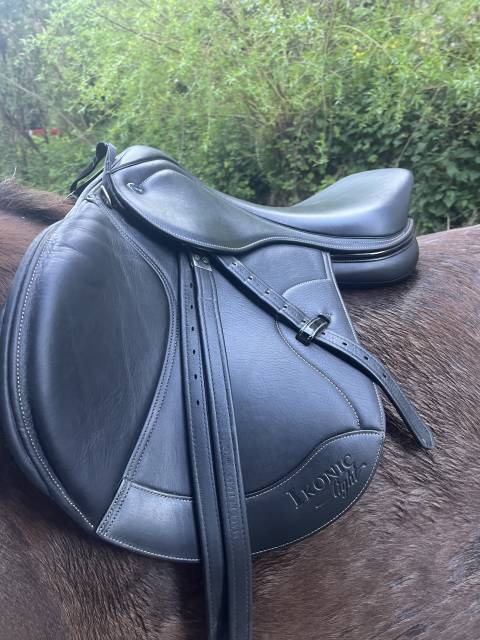 Selle Ikonic 17.5