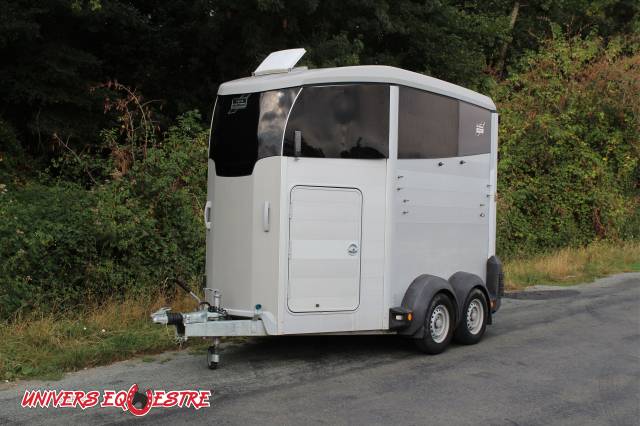 VAN IFOR WILLIAMS HBX OCCASION 2020