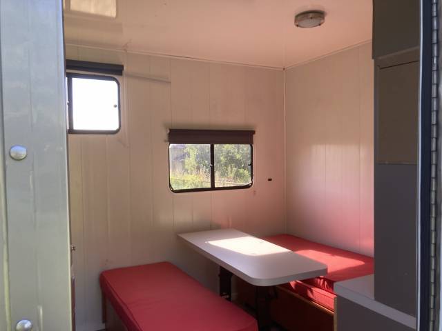 Mercedes Atego 4/5 chevaux 