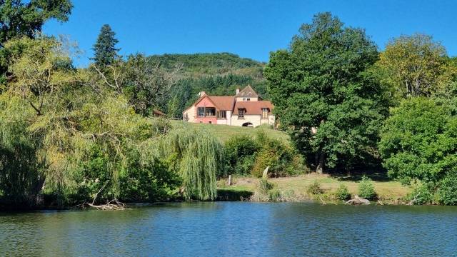 71 propriété  à vocation  équestre chambre d’hôtes