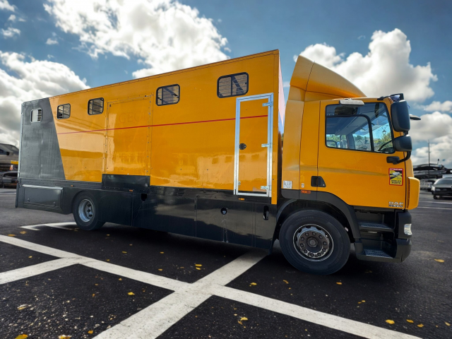 DAF – PL – 10 places chevaux 