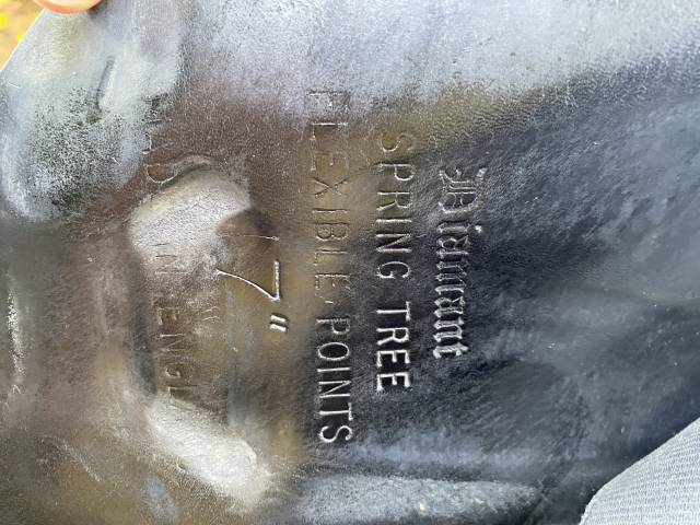 Selle de dressage noire 17"