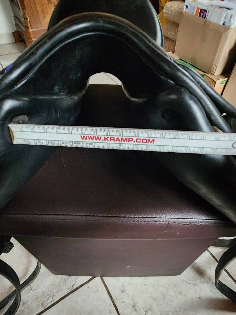 Selle dressage Childeric 