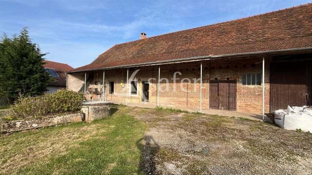 Ferme Bressane &agrave; r&eacute;nover