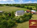 Propri&eacute;t&eacute; &eacute;questre sur 12 hectares d'un seul tenant maison 90m2 et d&eacute;pendances