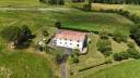 Maison de campagne tr&egrave;s proche des commodit&eacute;s