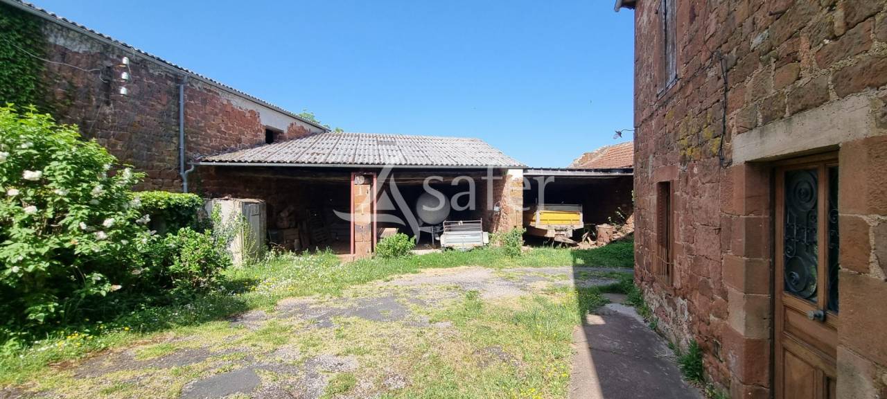 Propri&eacute;t&eacute; de 27ha en AVEYRON