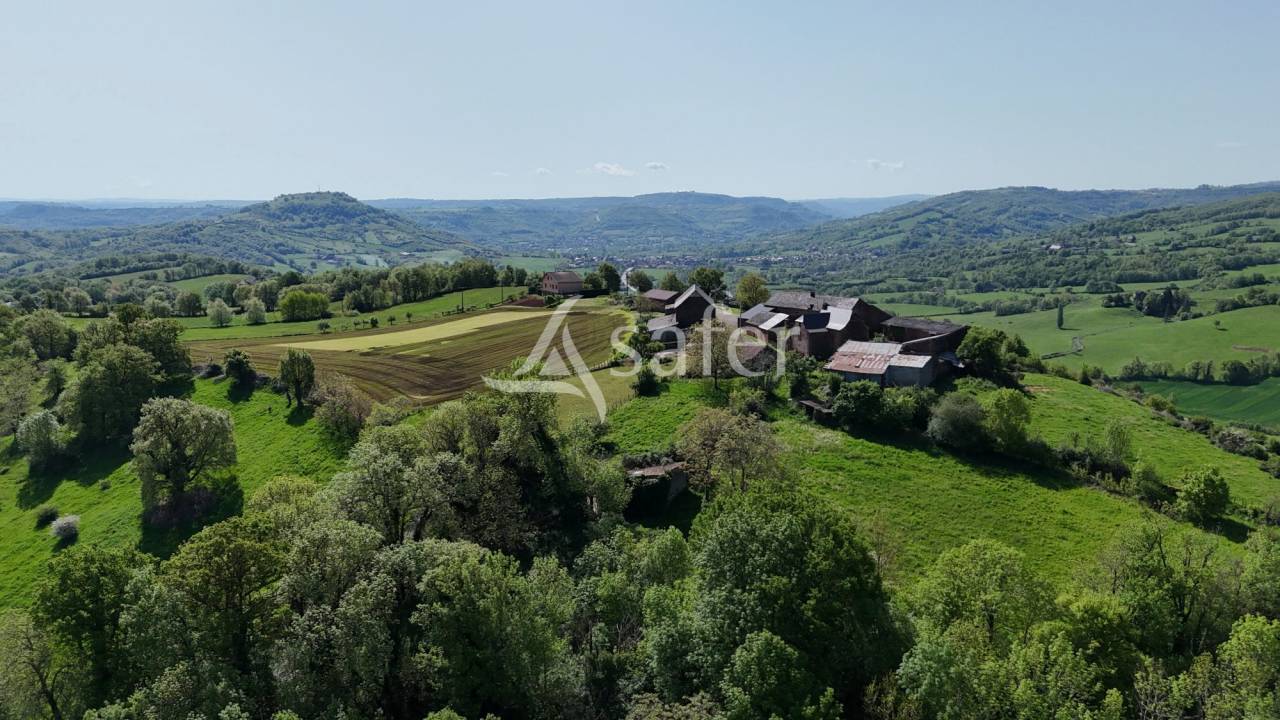 Propri&eacute;t&eacute; de 27ha en AVEYRON