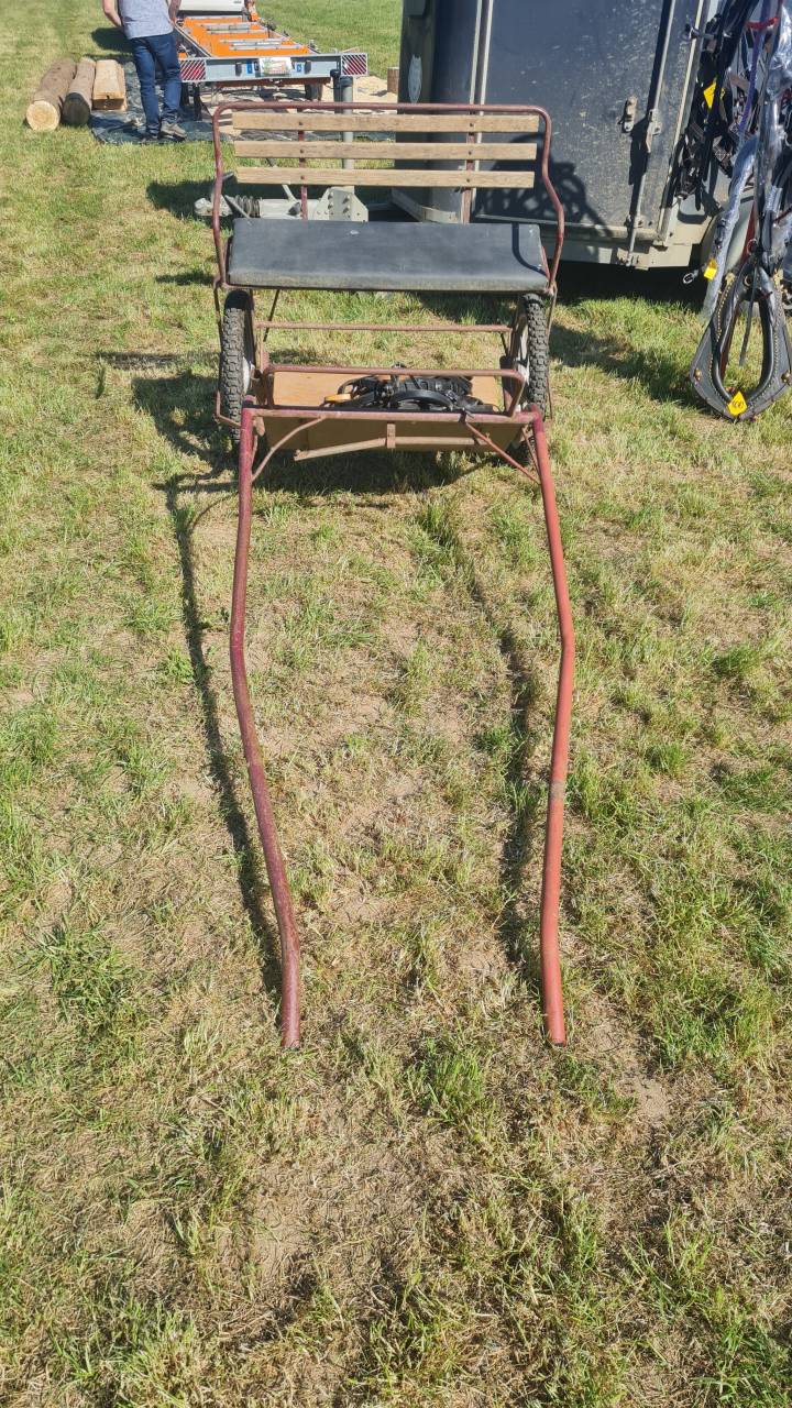 Carriole 2 roues - Poney / Ane de 1m30 &agrave; 1m40 (50150 Br