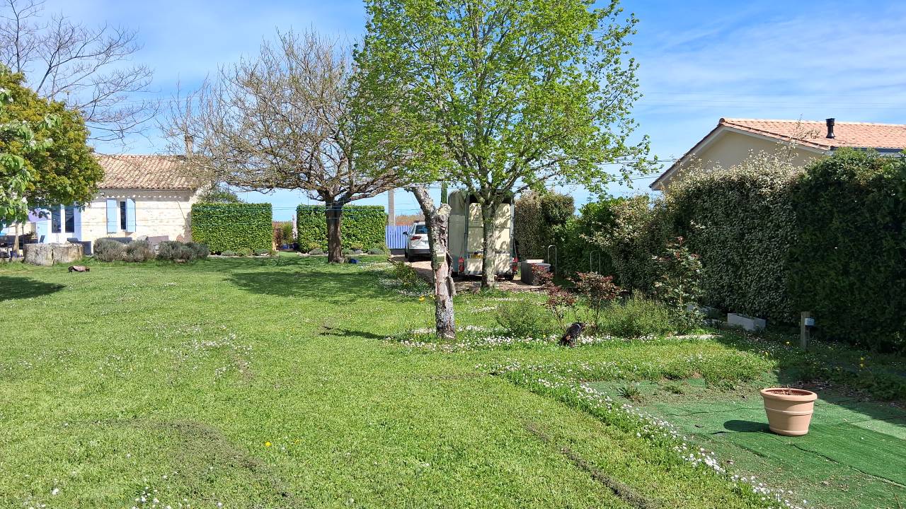 Belle demeure &eacute;questre en Gironde