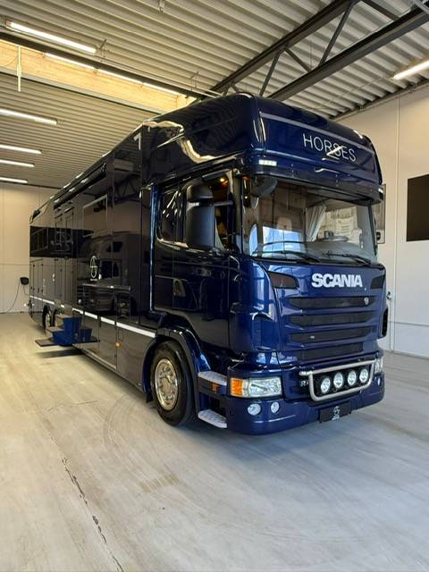 Scania R420 Interhorse grand living financement possibl