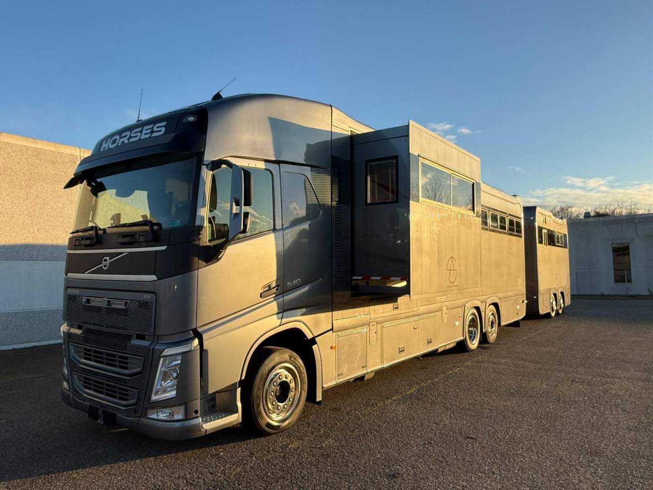 FH540/2014/219000kms/6/7chevaux/garanties/financement.