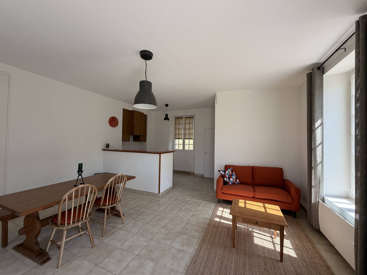 G&Icirc;TE &Eacute;TAPE &Eacute;QUESTRE