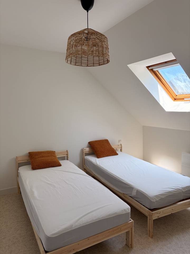 G&Icirc;TE &Eacute;TAPE &Eacute;QUESTRE