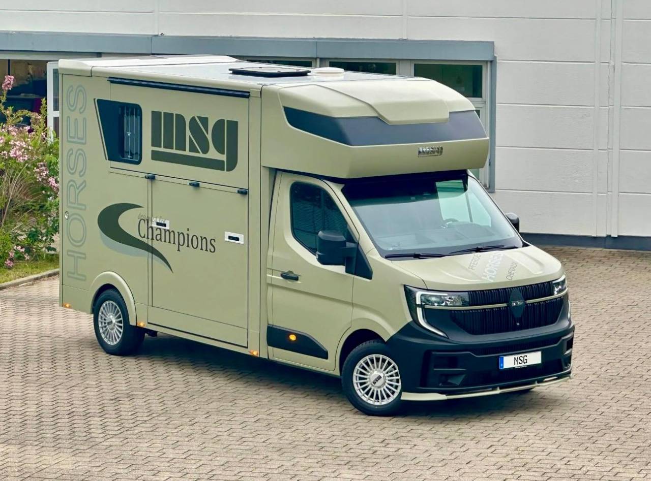 RENAULT MASTER 170 MSG STALLION LIGHT AUTOMATIQUE