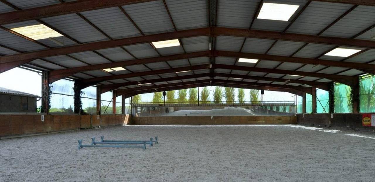 Domaine &eacute;questre d'exception &agrave; Azay-sur-Cher  Indre-et-Lo