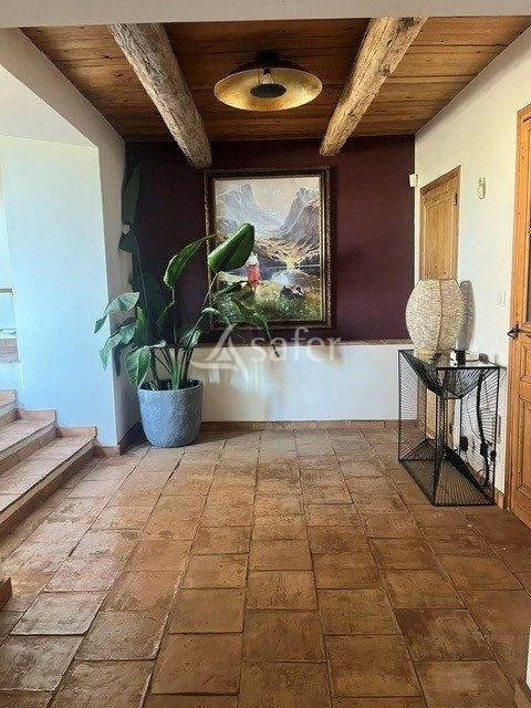 Propri&eacute;t&eacute; 4 ha secteur P&eacute;zenas  Opportunit&eacute; rare