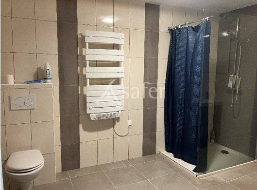 Propri&eacute;t&eacute; rurale de 3 ha - Maison moderne de 240 m&sup2; - 1 b&acirc;ti