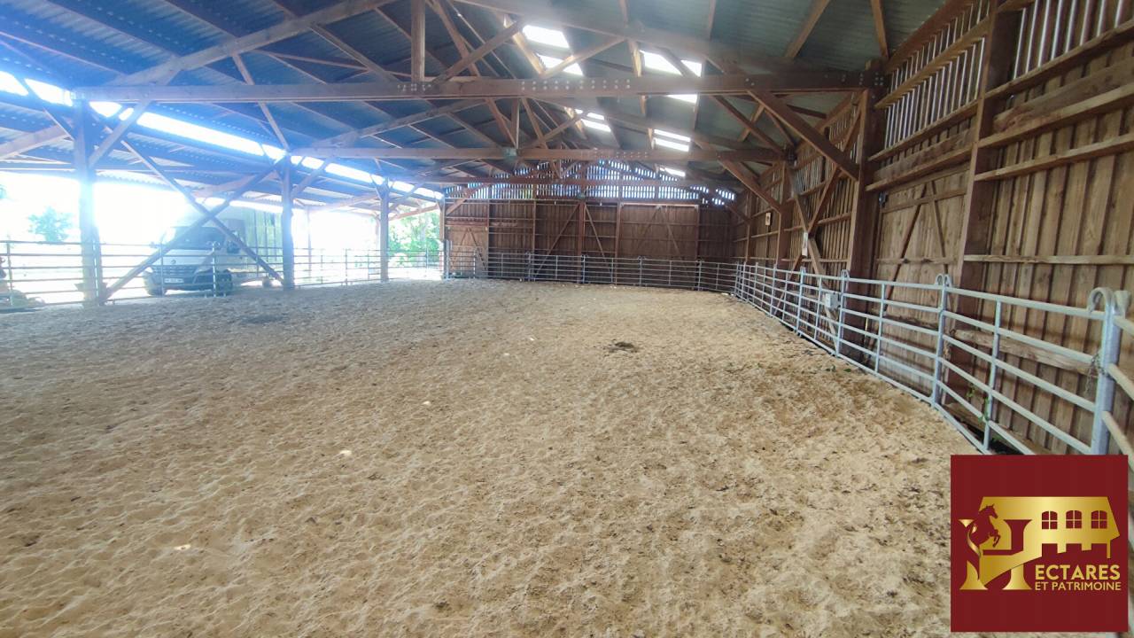 Propri&eacute;t&eacute; &eacute;questre 2,3 hectares