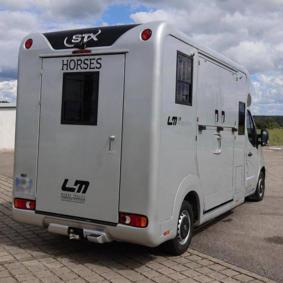 VL STX MOVANO 5P 165CH - VENDU