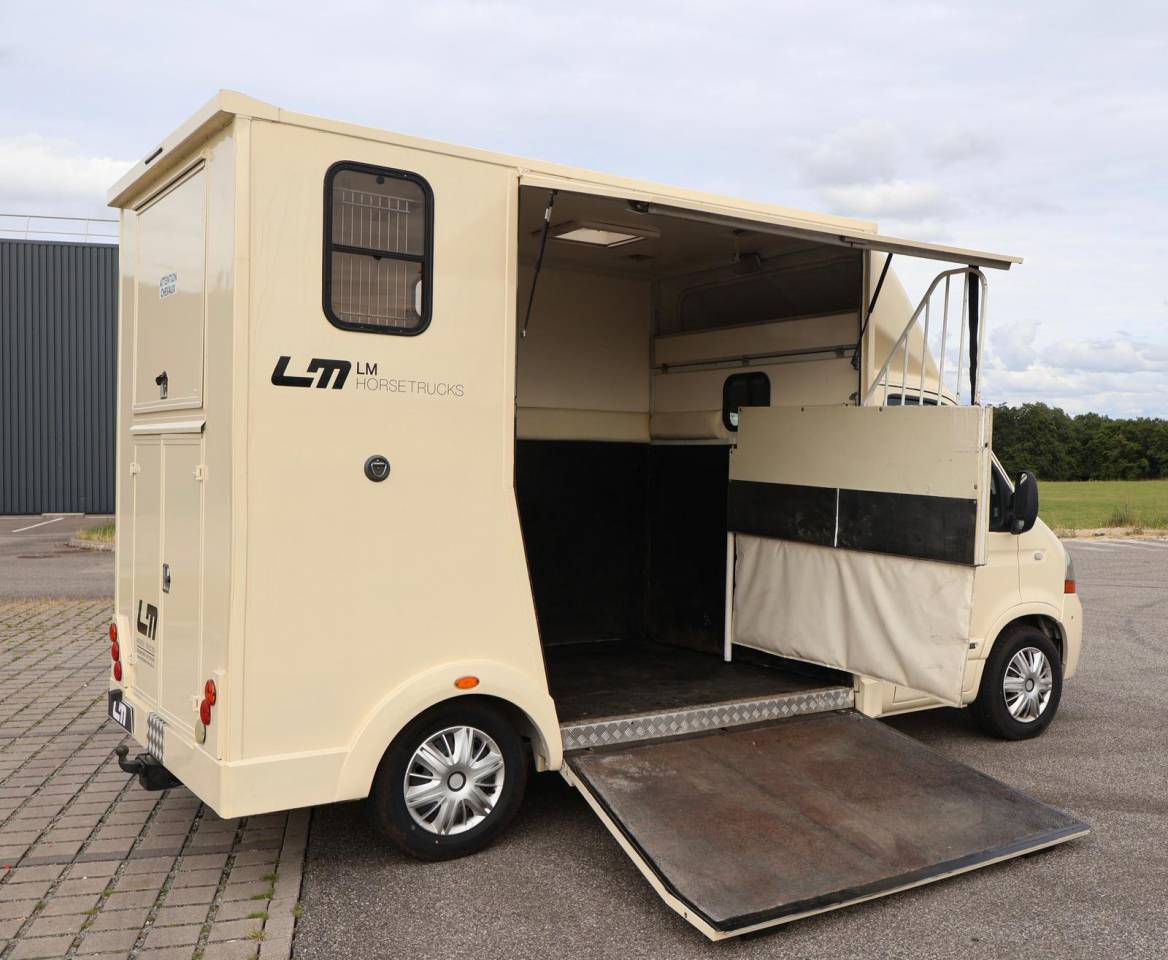 VL RENAULT MASTER 3 PLACES