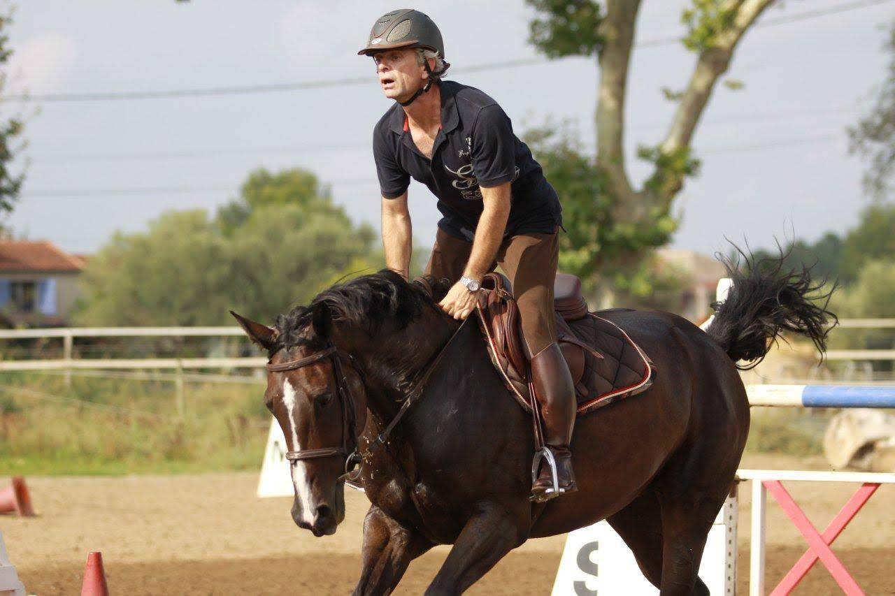 Cheval &agrave; donner ( 200&euro; pour la validation)