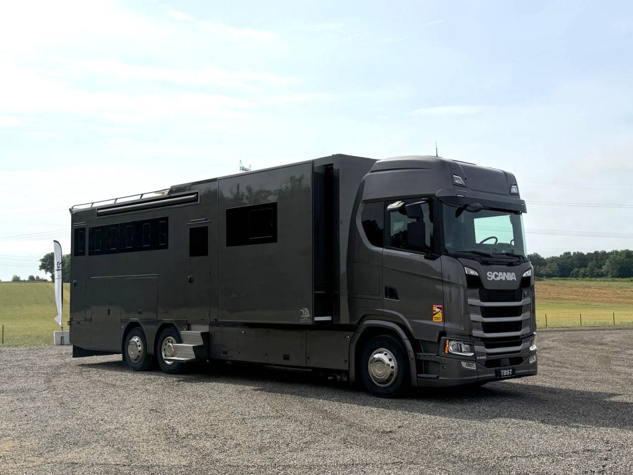 Paillard 6 chevaux home car avec double pop out