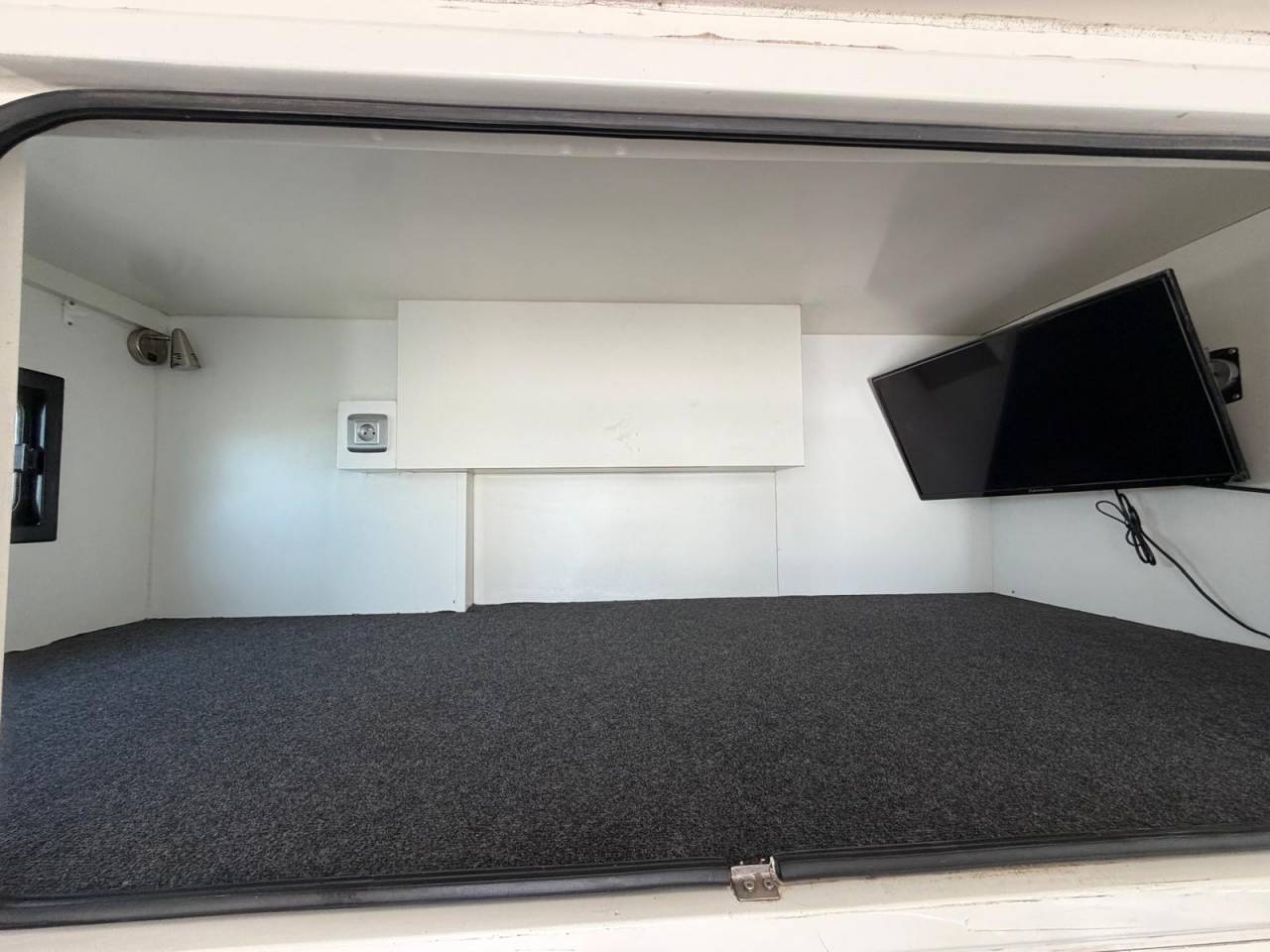 Paillard 6 chevaux home car avec double pop out