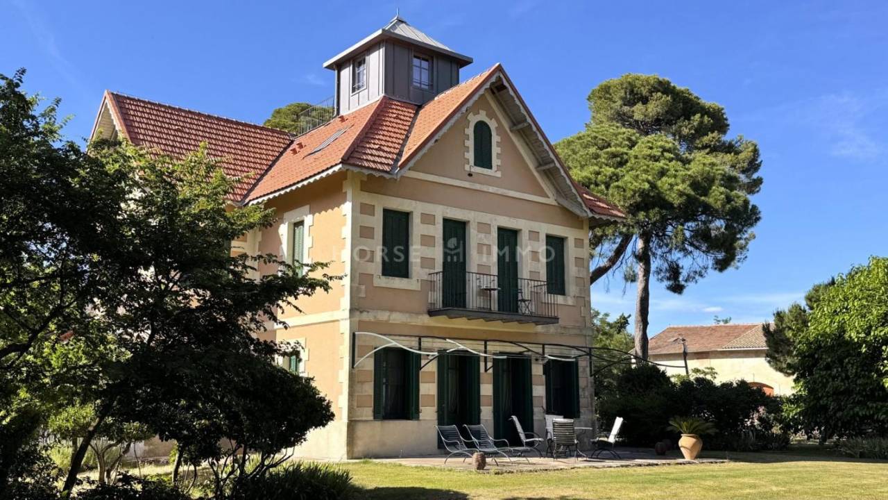 PROPRI&Eacute;T&Eacute; D'EXCEPTION AUX PORTES D'AIGUES-MORTES