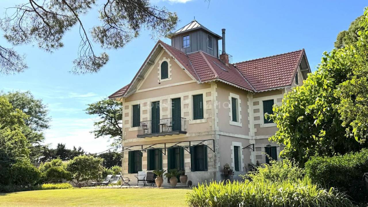 PROPRI&Eacute;T&Eacute; D'EXCEPTION AUX PORTES D'AIGUES-MORTES