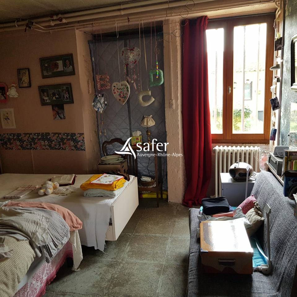 Domaine Equestre sur 29 ha avec pistes d'entra&icirc;nement