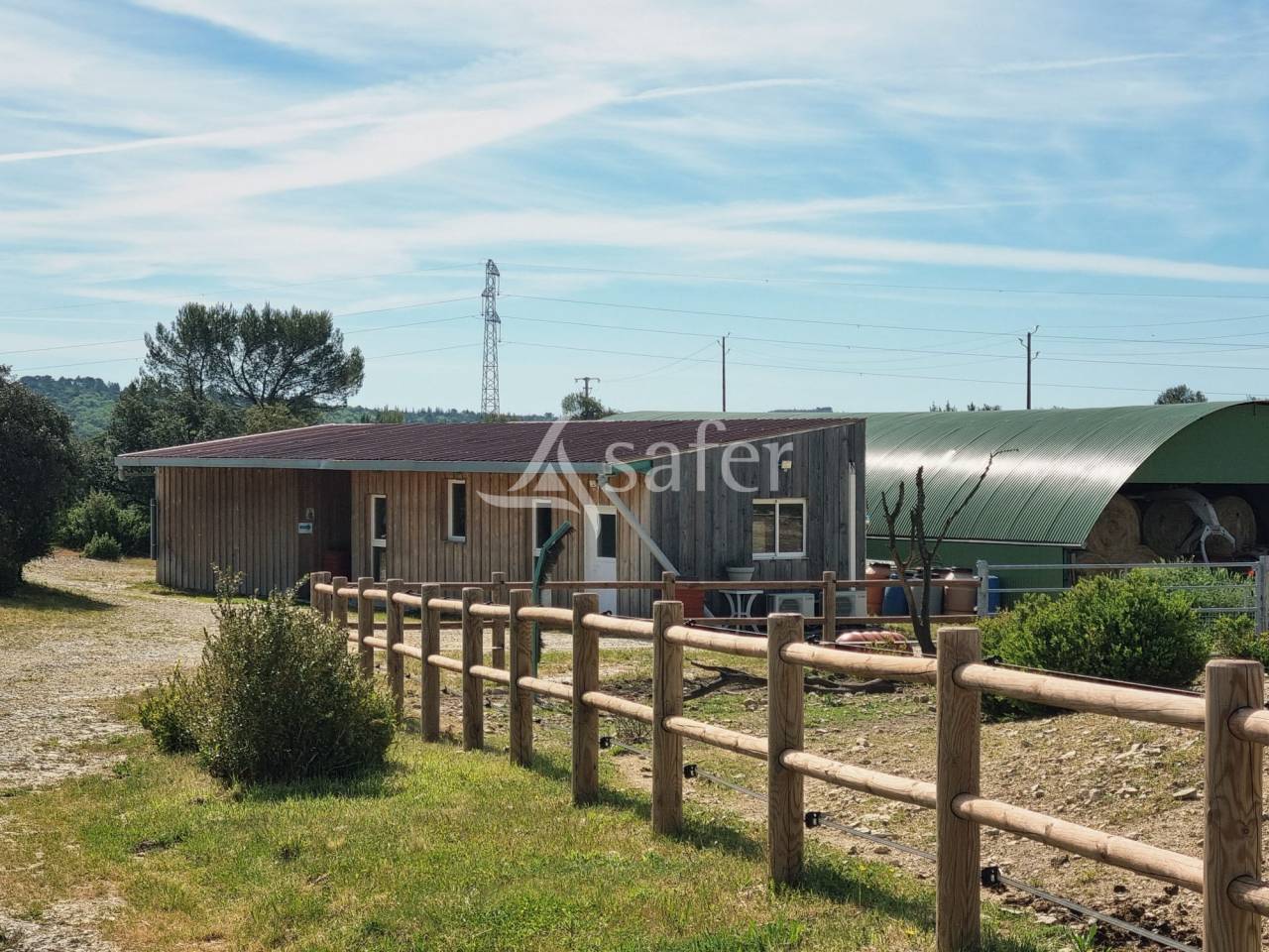 Ferme p&eacute;dagogique et d'&eacute;levage sp&eacute;cialis&eacute;e dans la productio