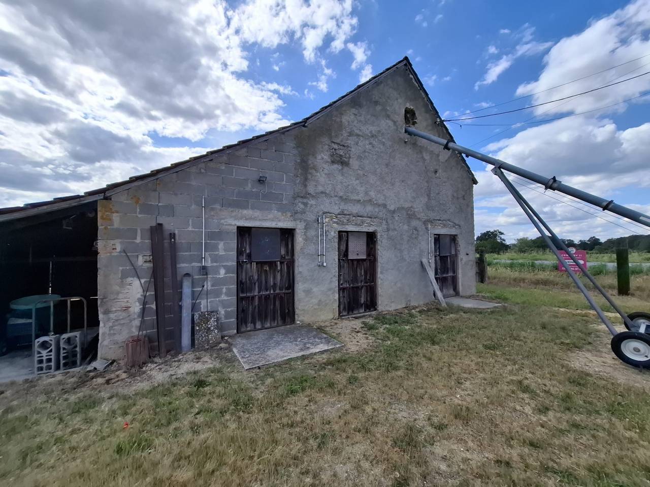 Propri&eacute;t&eacute; &eacute;questre de caract&egrave;re sur plus de 5 hectares  S