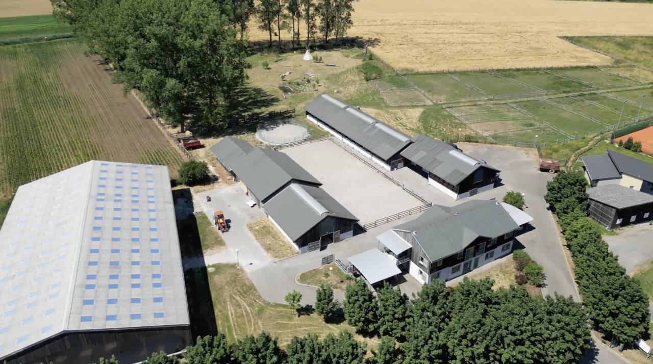 PROPRI&Eacute;T&Eacute; EQUESTRE 4 ha - 30 min STRASBOURG