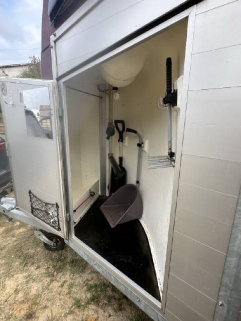 &Agrave; vendre &ndash; Van B&ouml;ckmann Champion R 2 chevaux &ndash; 2019
