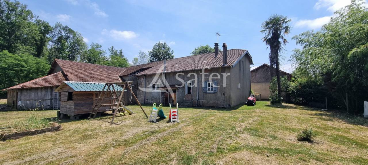 Propri&eacute;t&eacute; d'&eacute;levage et ancien moulin - 13 ha