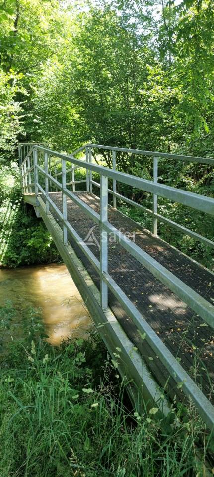 Propri&eacute;t&eacute; d'&eacute;levage et ancien moulin - 13 ha