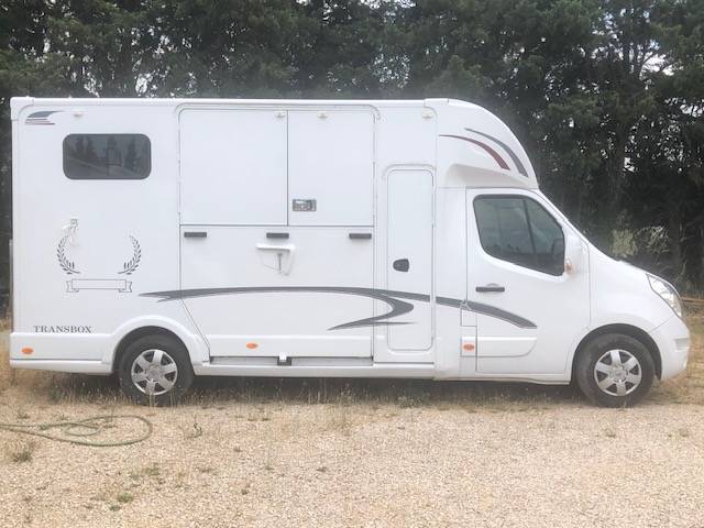master dci 170cv/bte auto/131642kms/5pl/stall/46900 eur