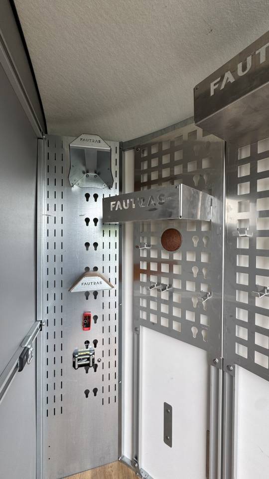 VAN OBLIC X2 COMME NEUF 2 CH &ndash; DISPONIBLE SUR GRENOBLE