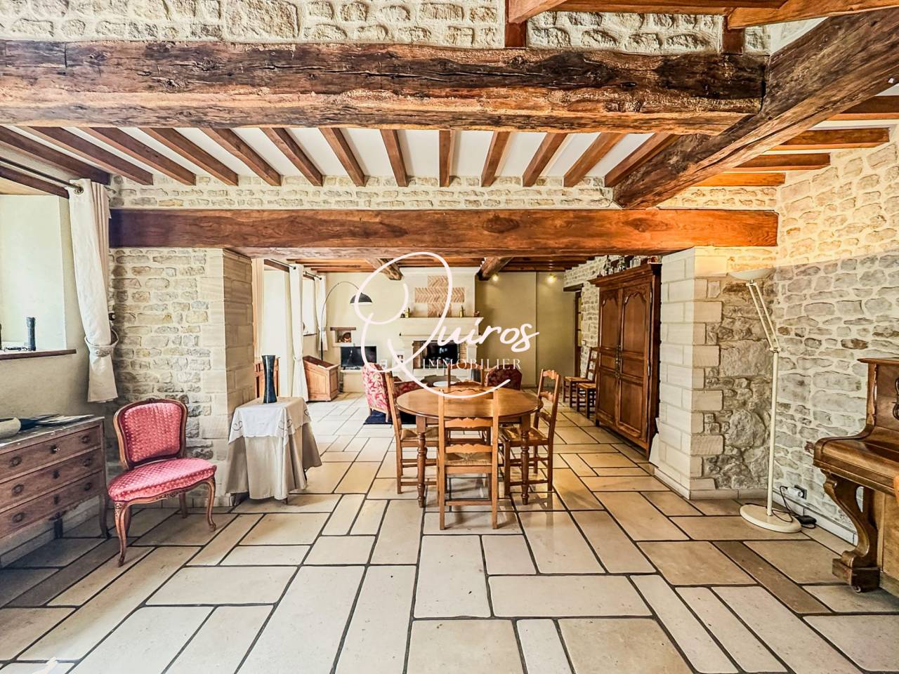 Ensemble immobilier - Vendes - 1 hectare 3